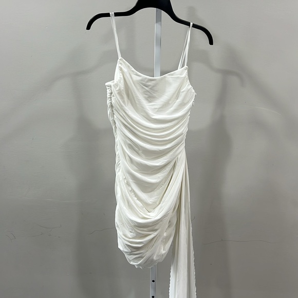ELLIATT Linda Dress in Ivory - Picture 5 of 15
